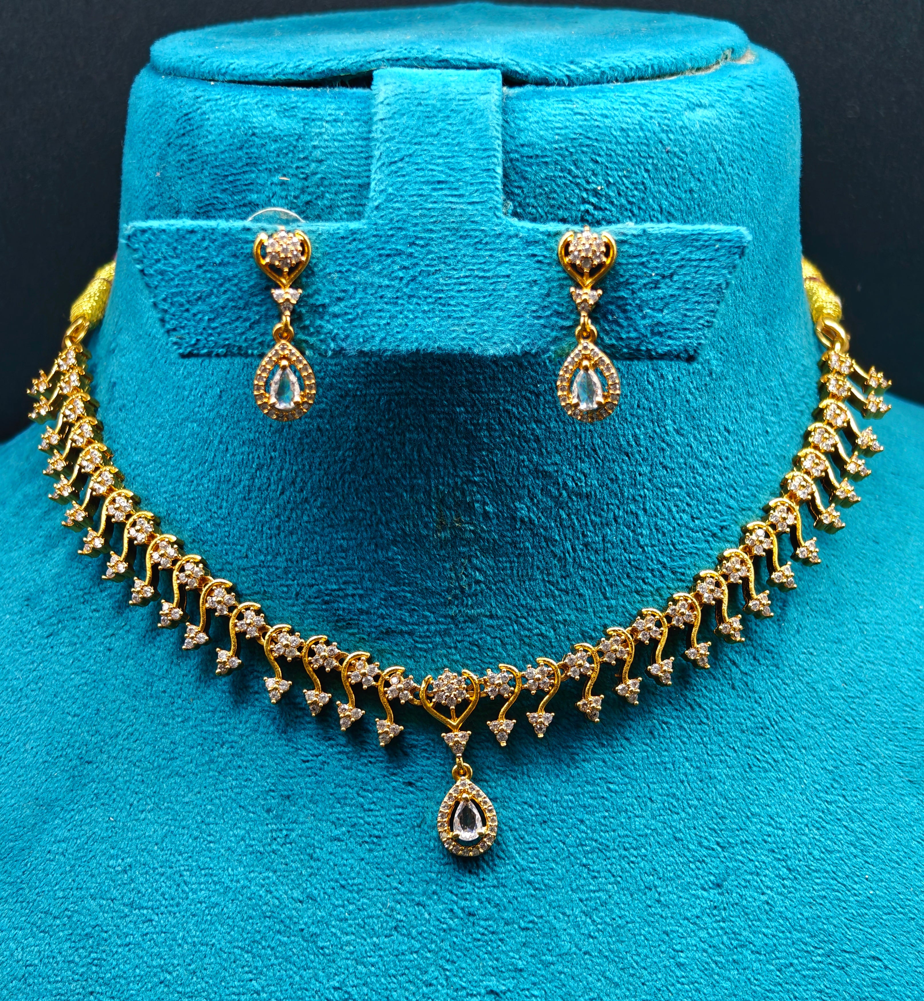 Short Necklace