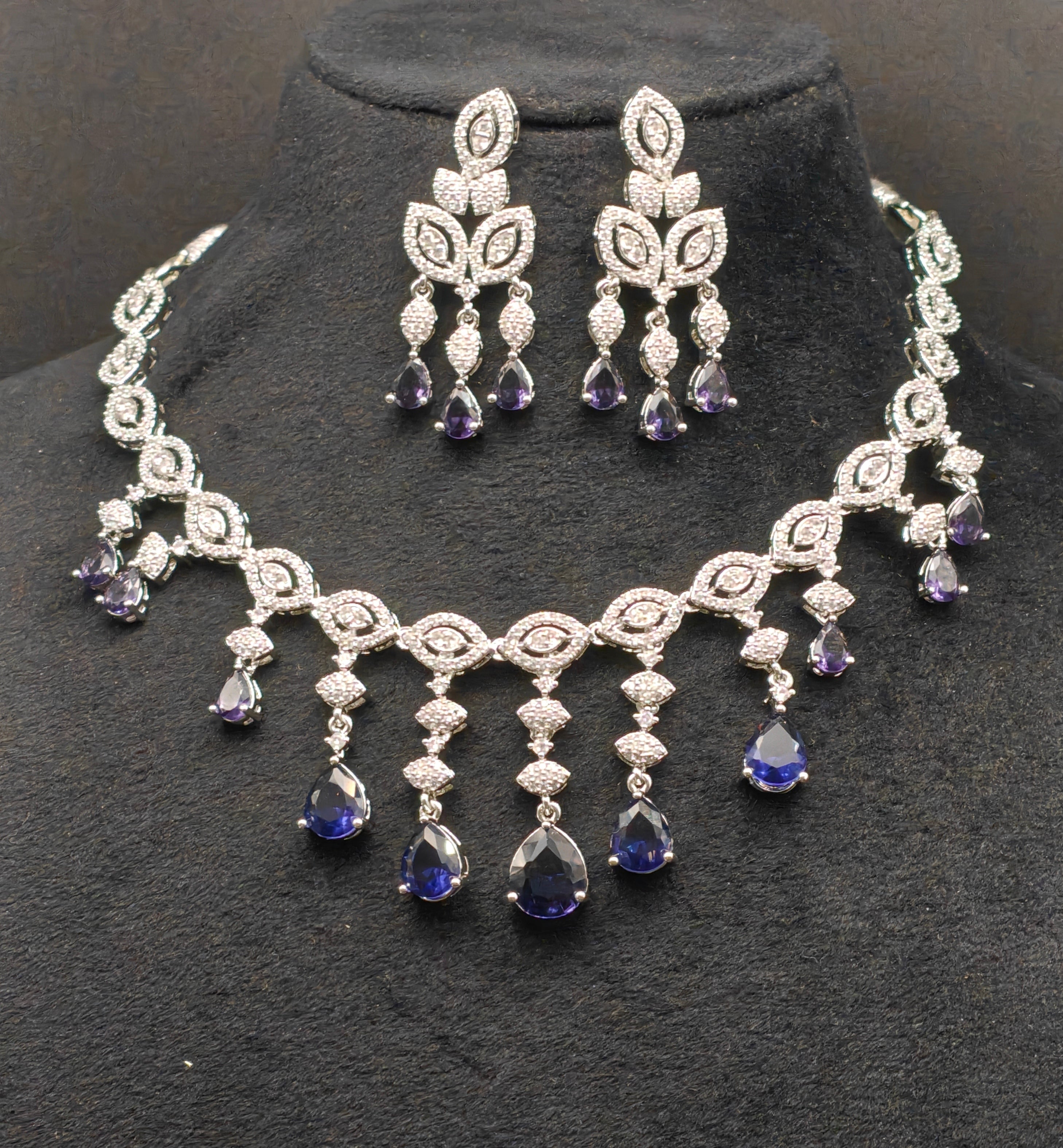 Silver necklace jewellery