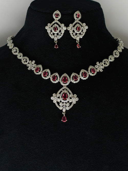 Necklace jewellery