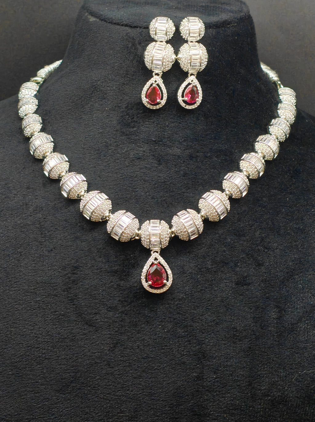 Silver necklace jewellery