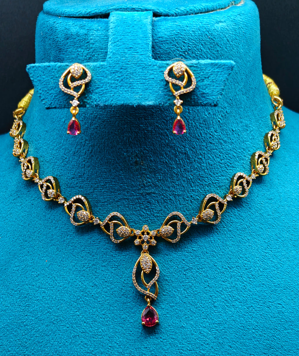 Short Necklace
