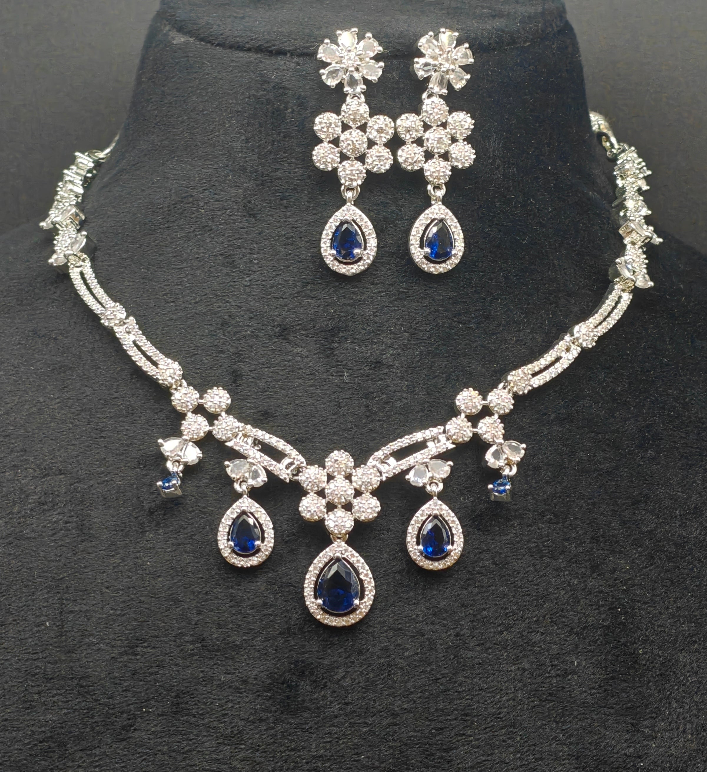 Silver necklace jewellery