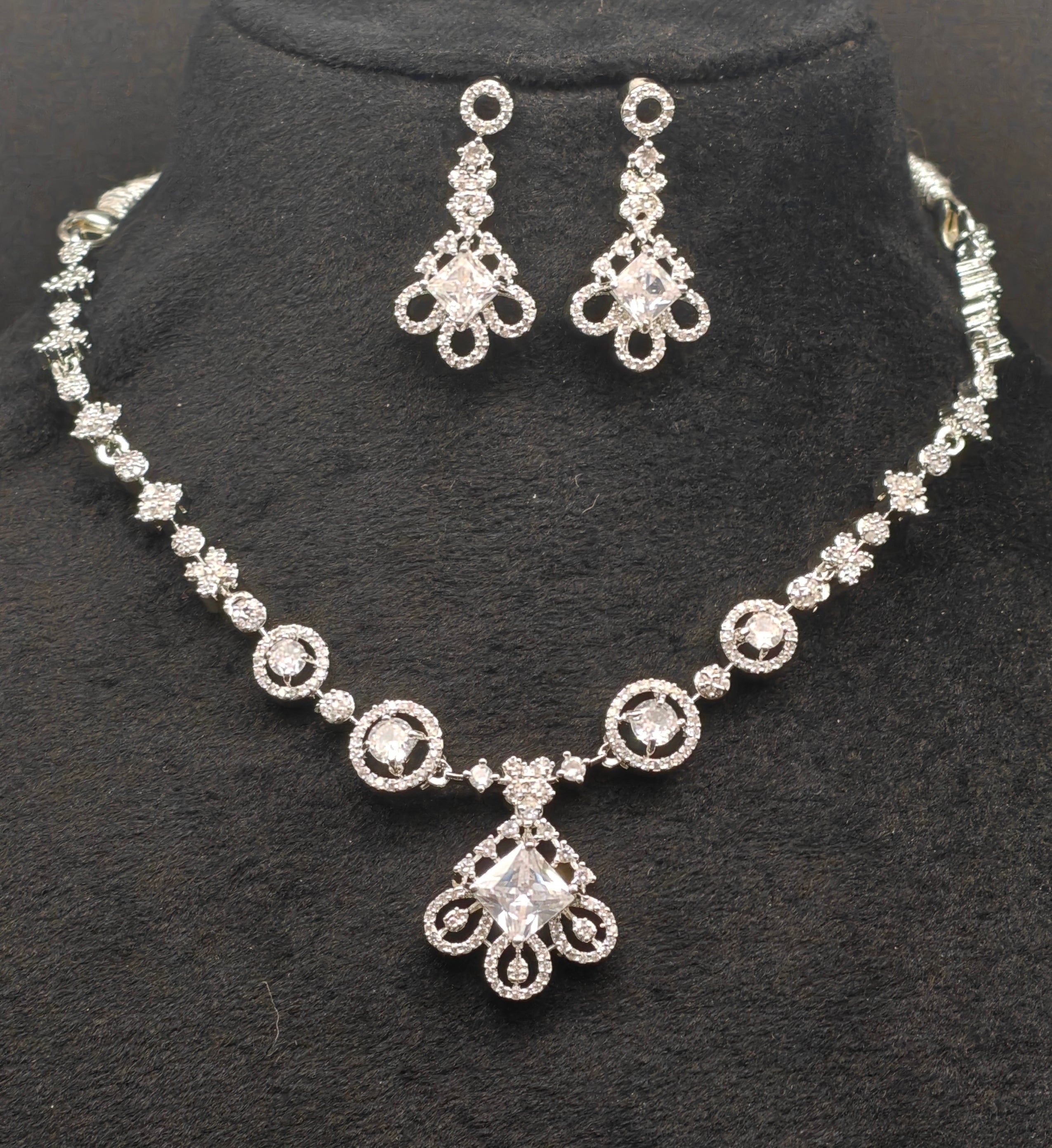 Silver necklace jewellery