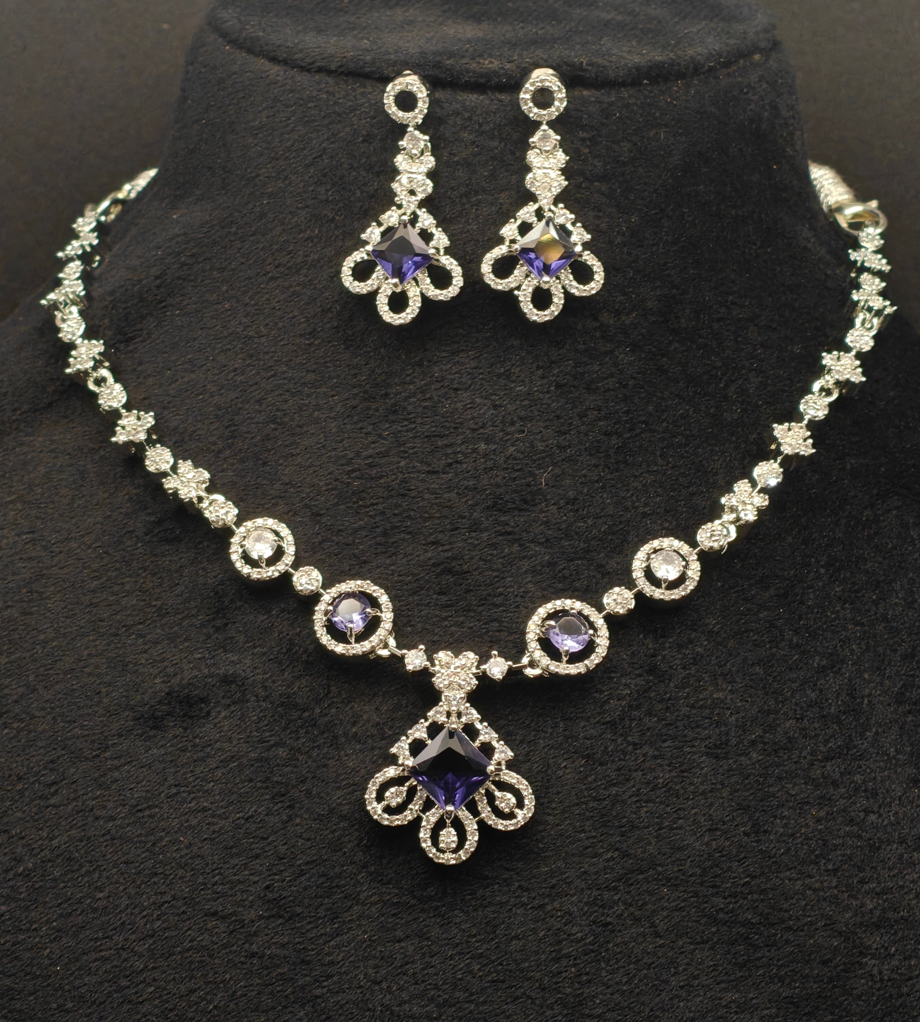 Silver necklace jewellery