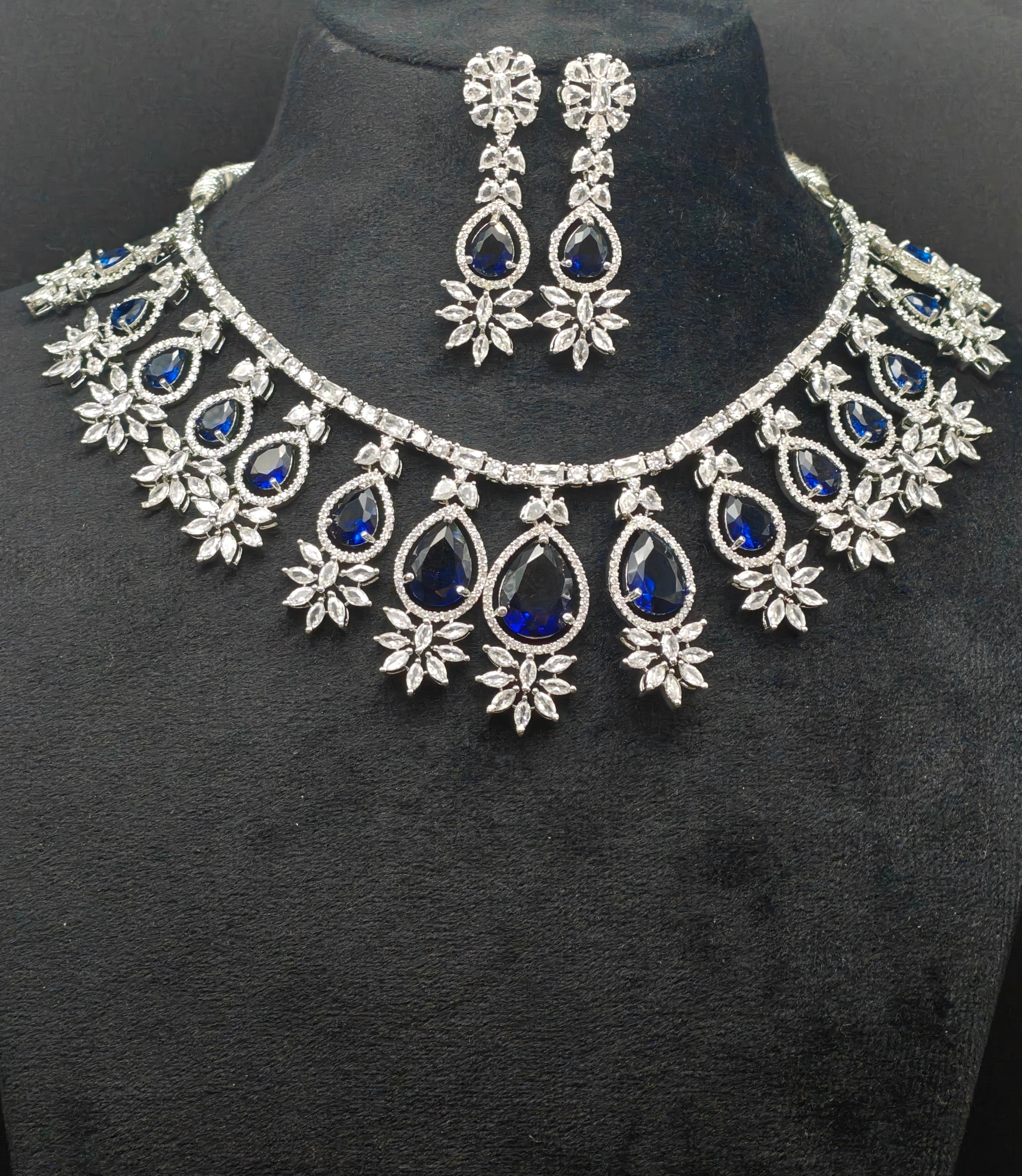 Silver necklace jewellery