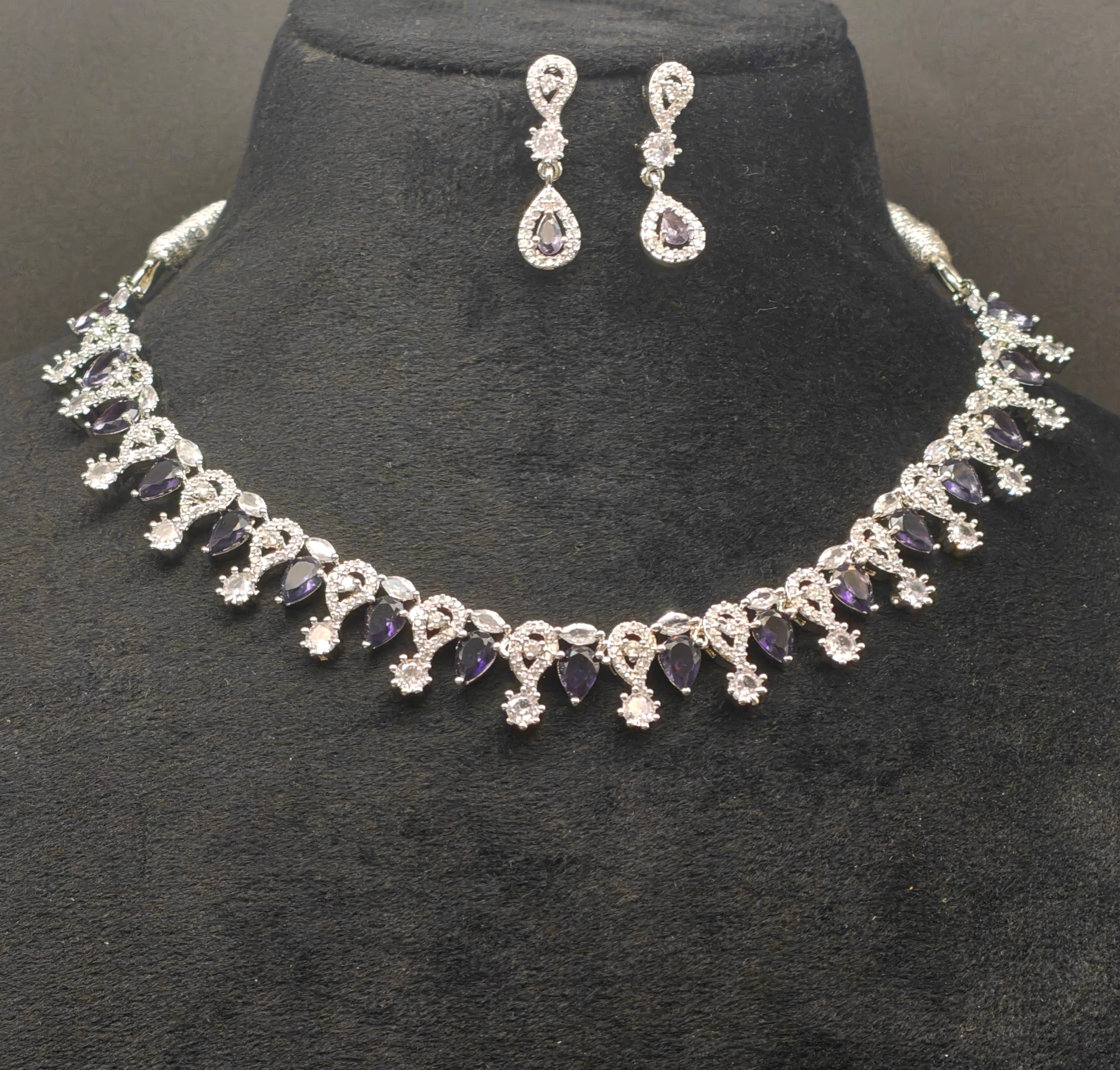 Silver necklace jewellery