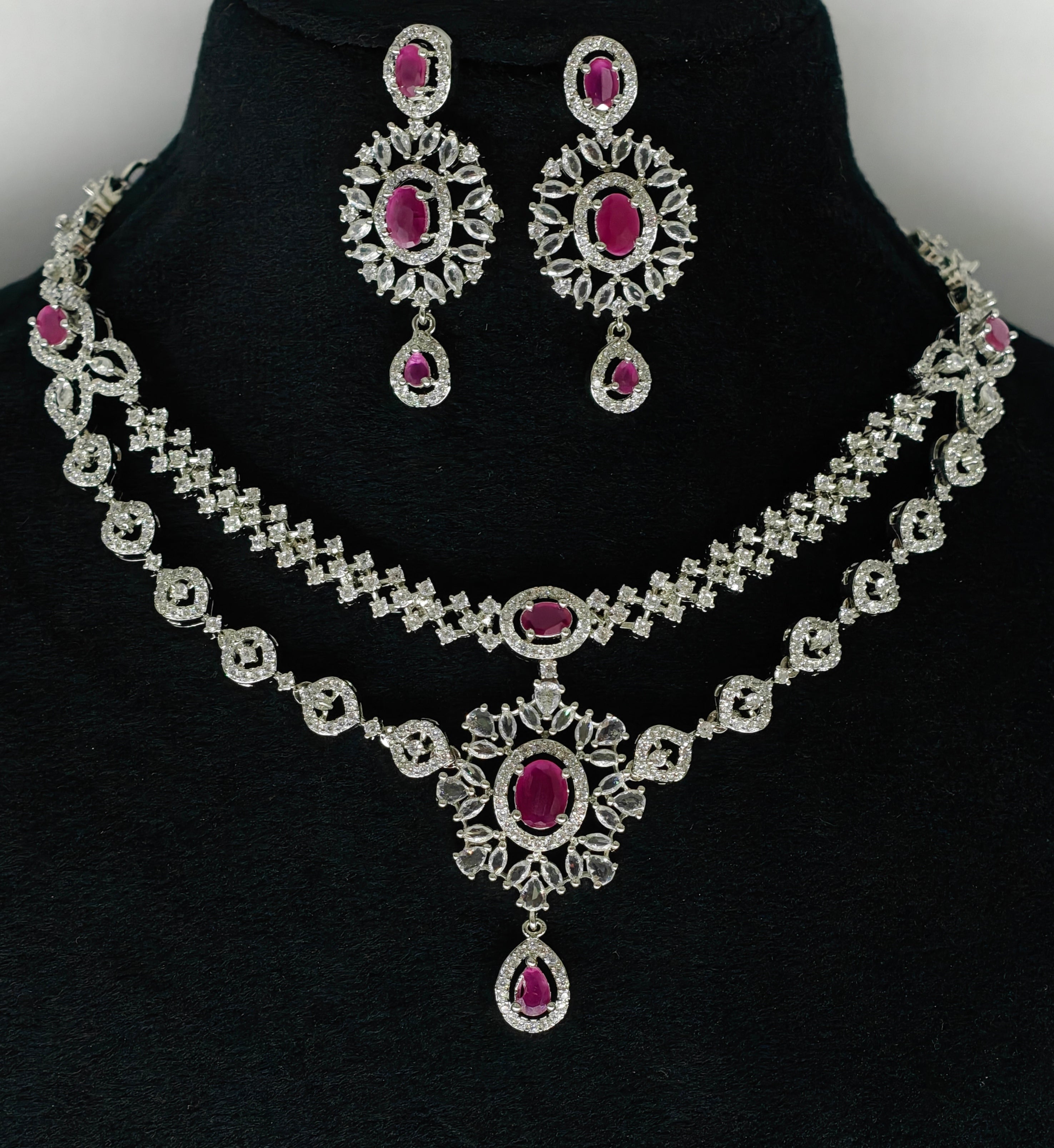 Silver necklace jewellery