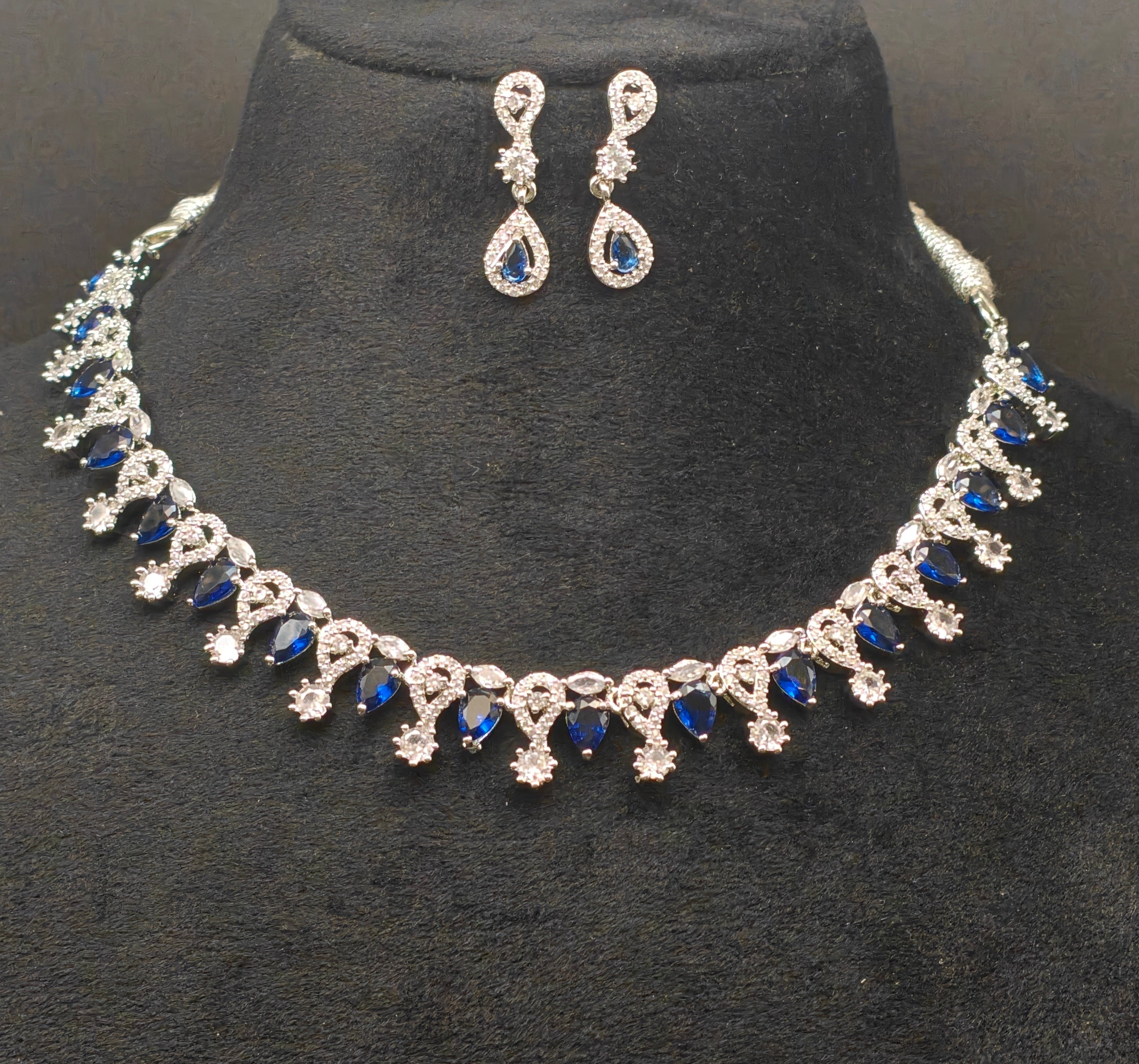 Silver necklace jewellery