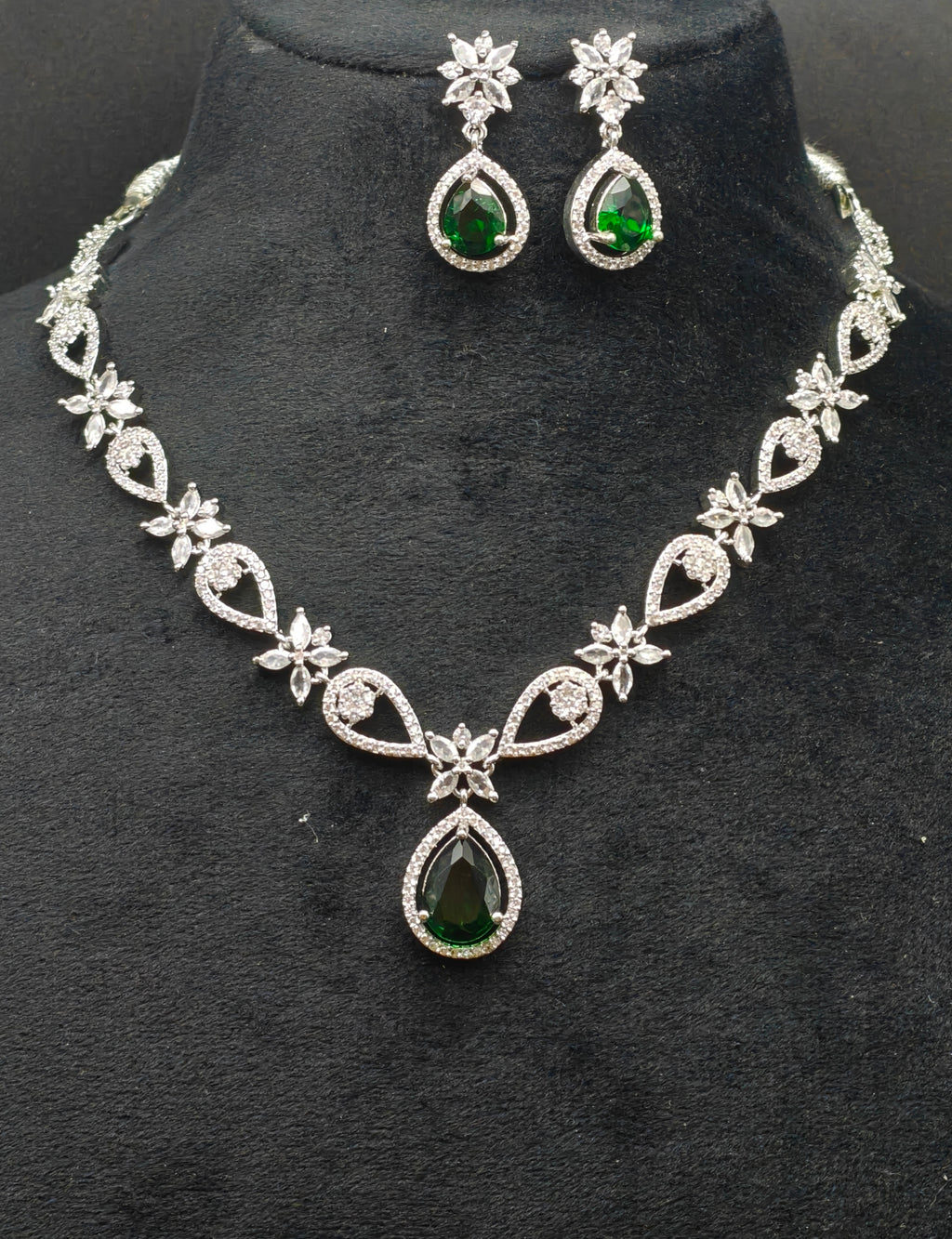 Silver necklace jewellery