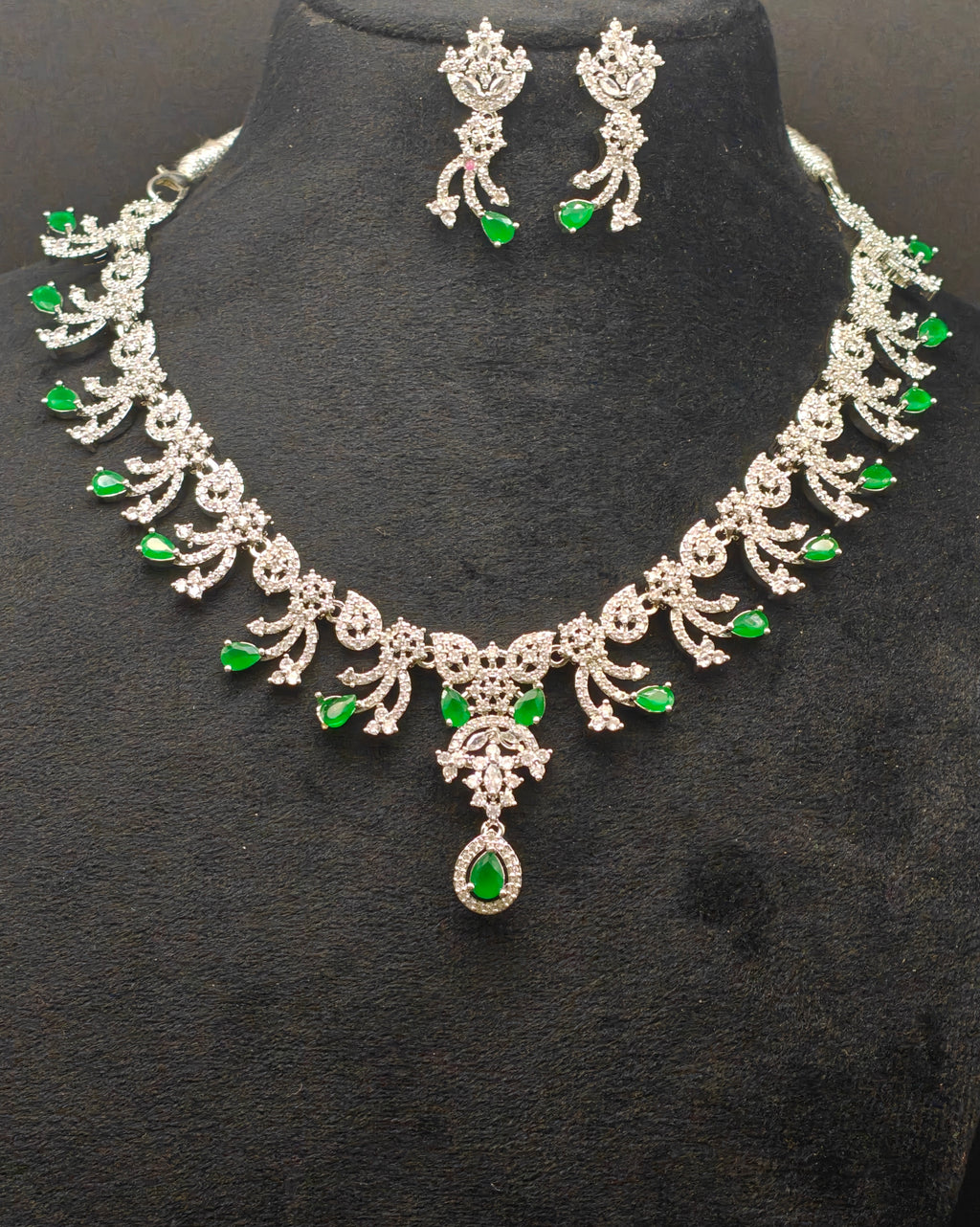 Silver necklace jewellery