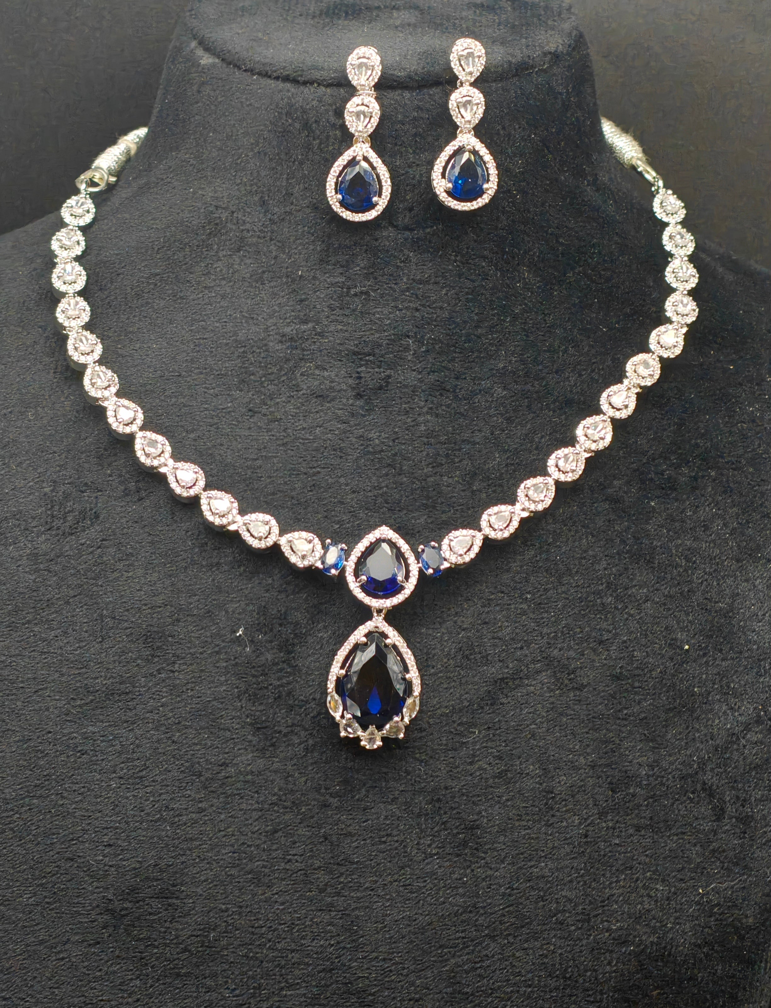 Silver necklace jewellery