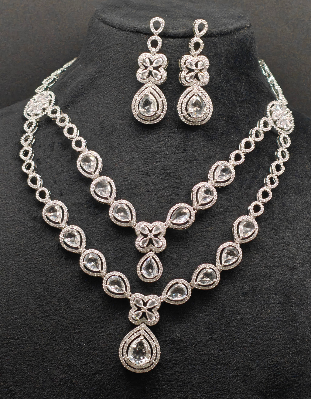 Silver necklace jewellery