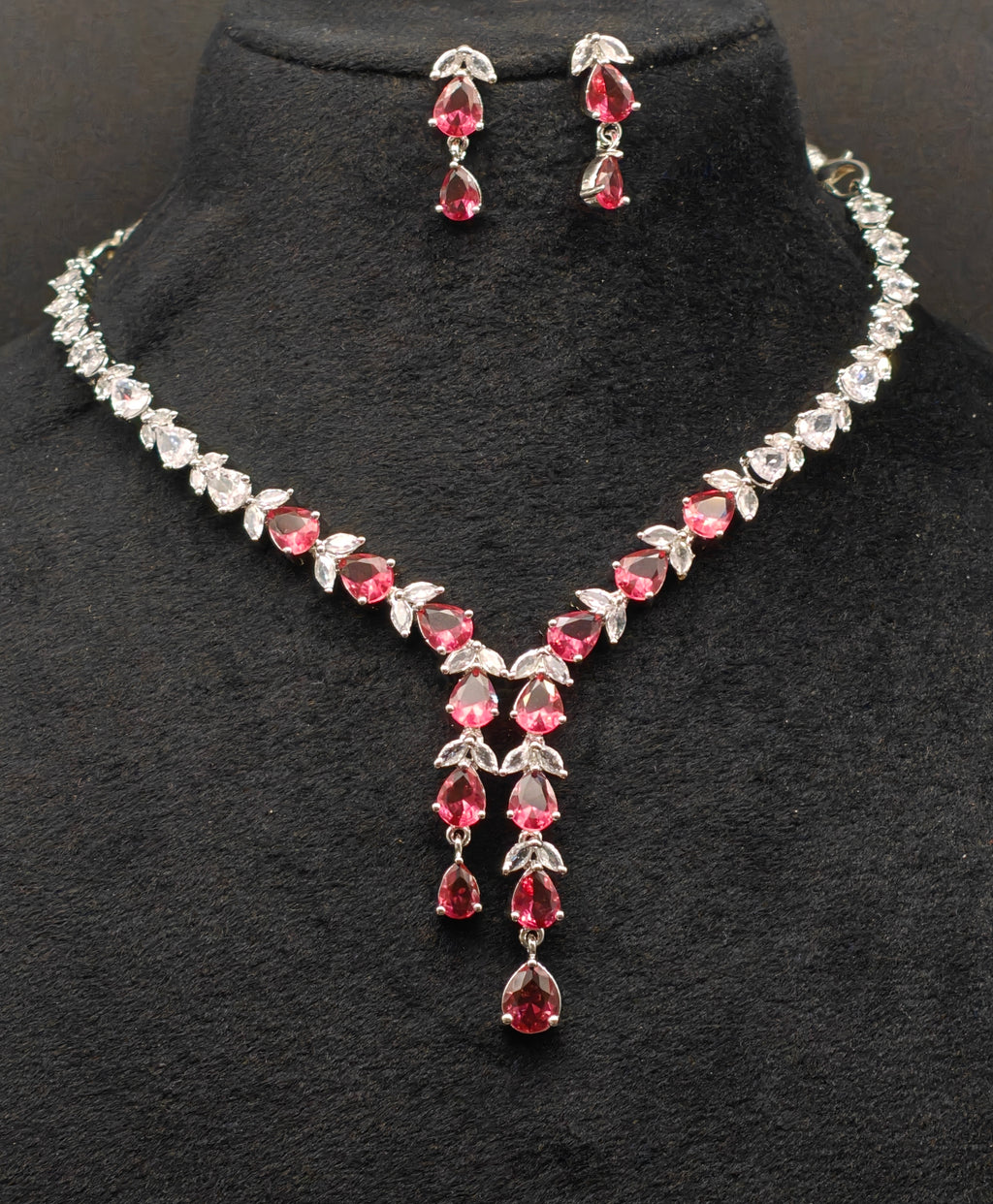 Silver necklace jewellery