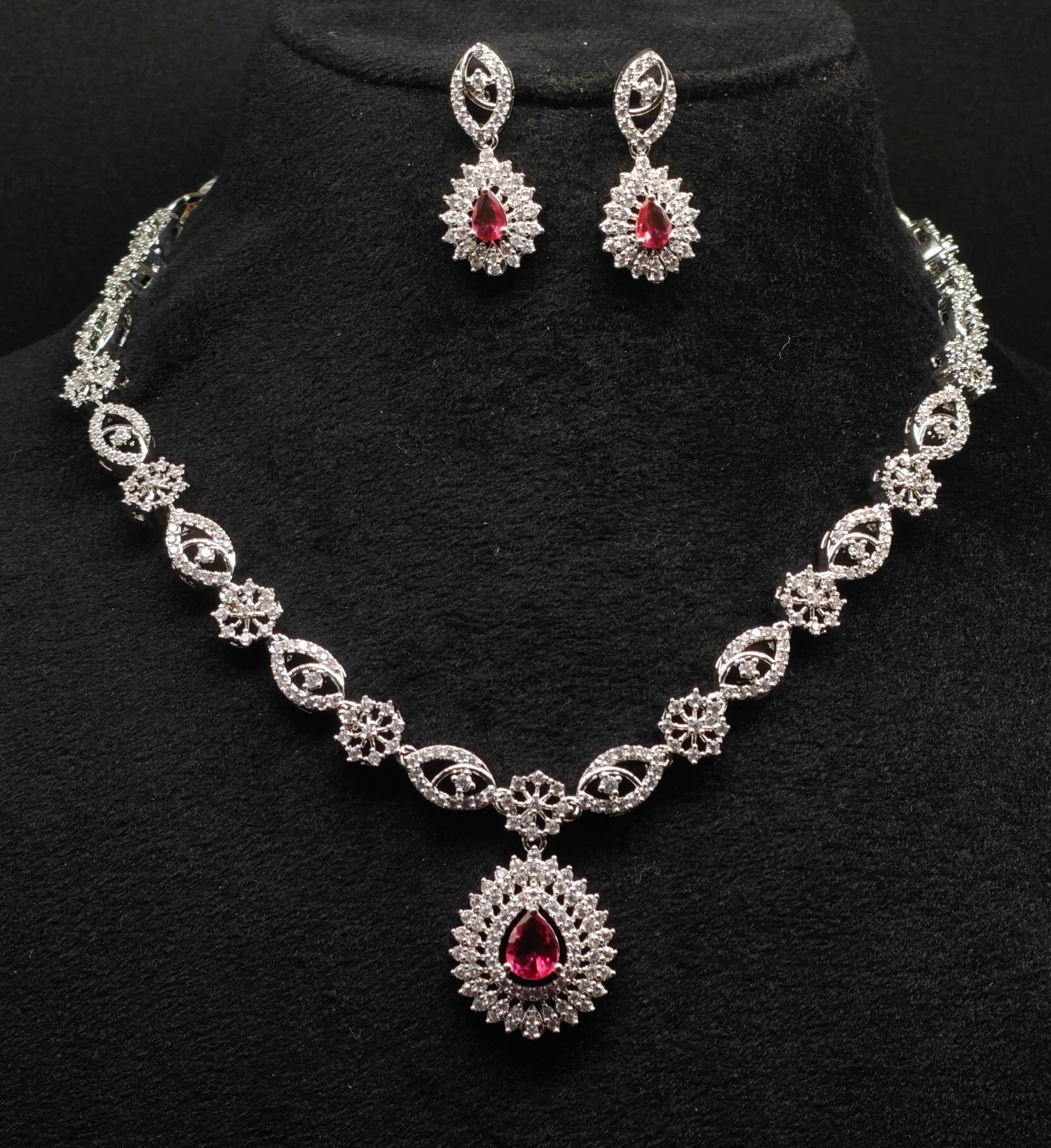 Silver necklace jewellery