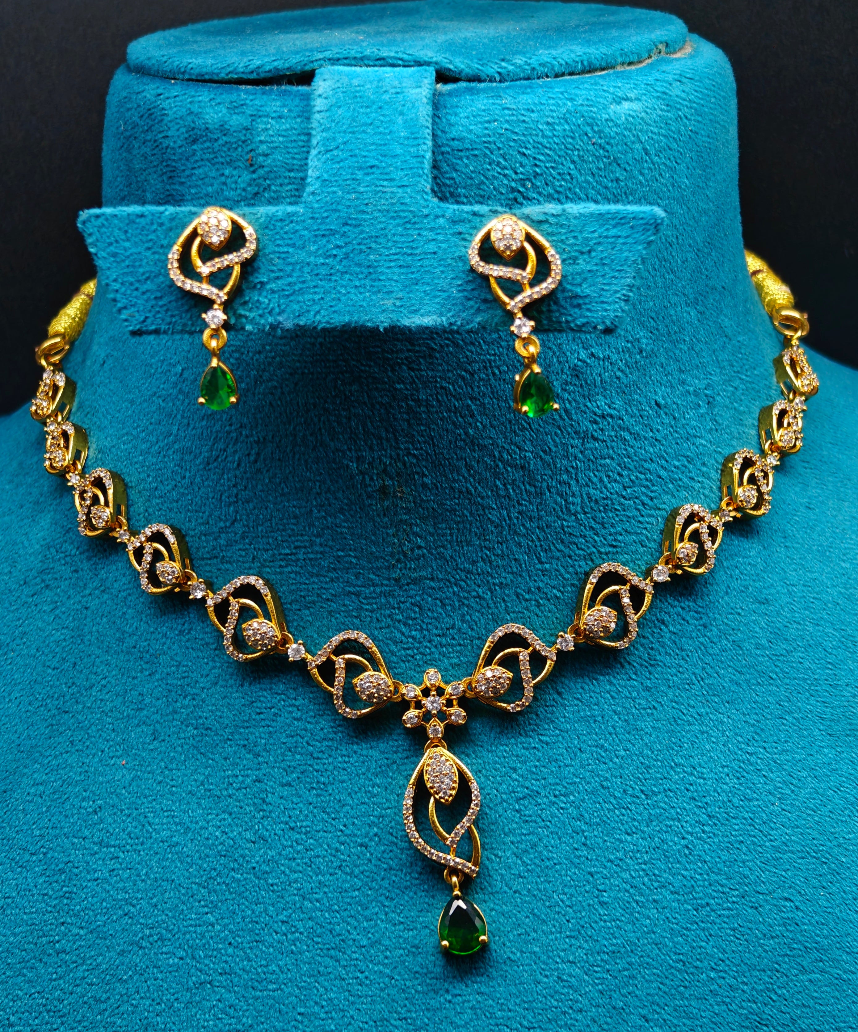 Short Necklace