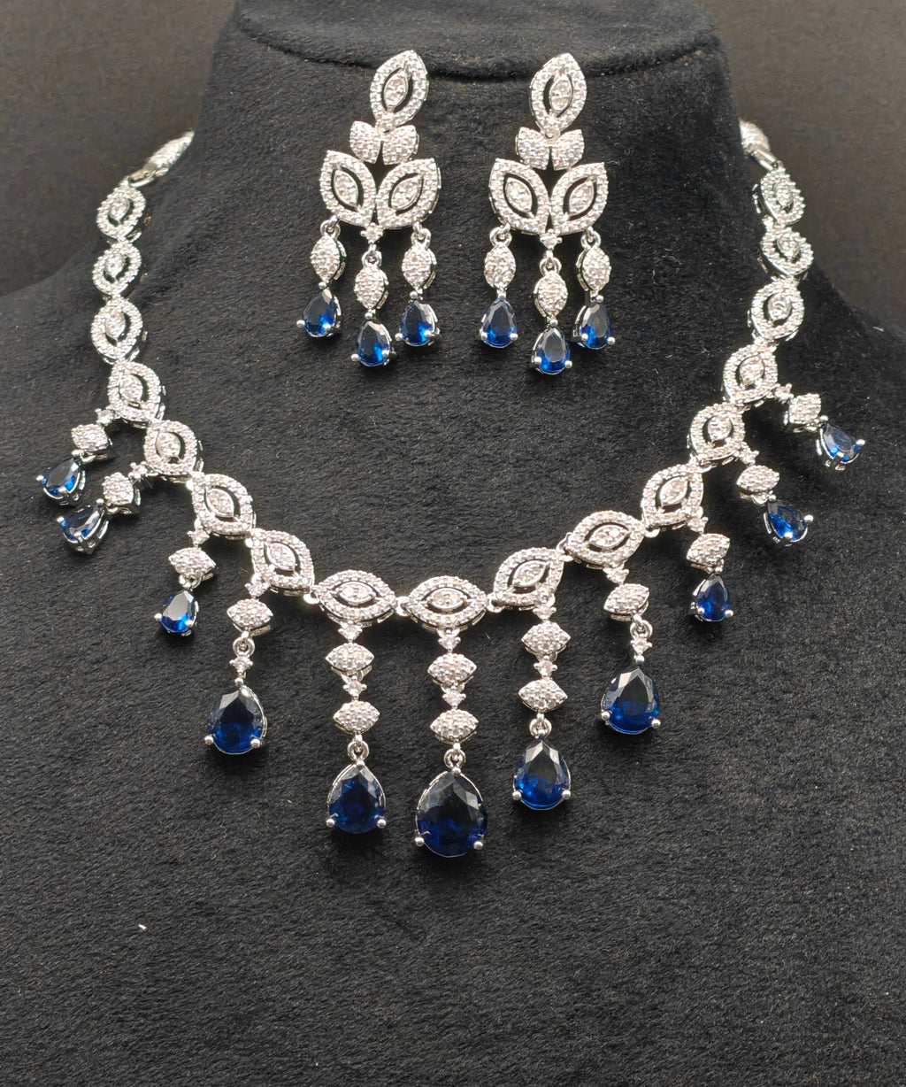 Silver necklace jewellery