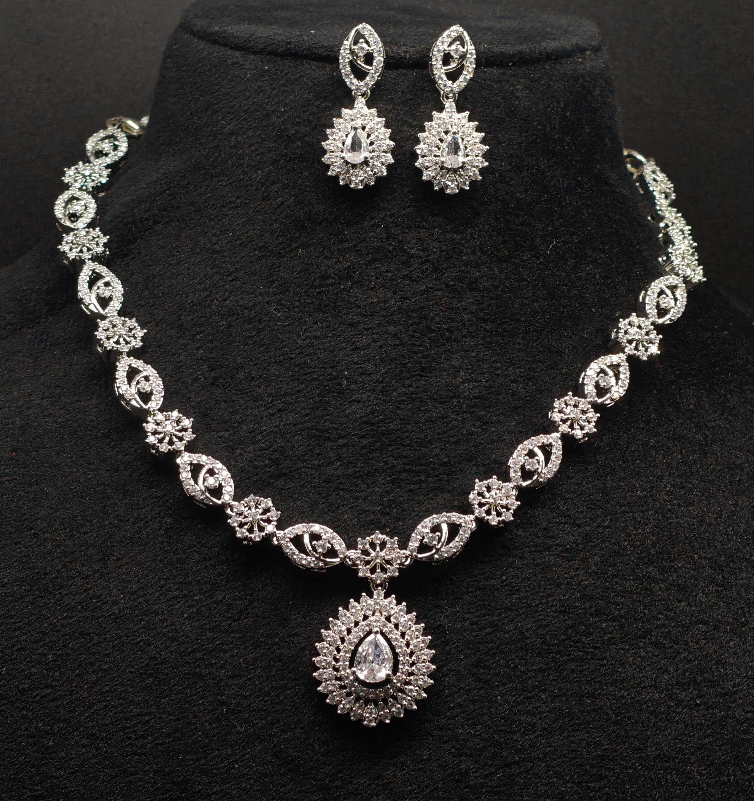 Silver necklace jewellery