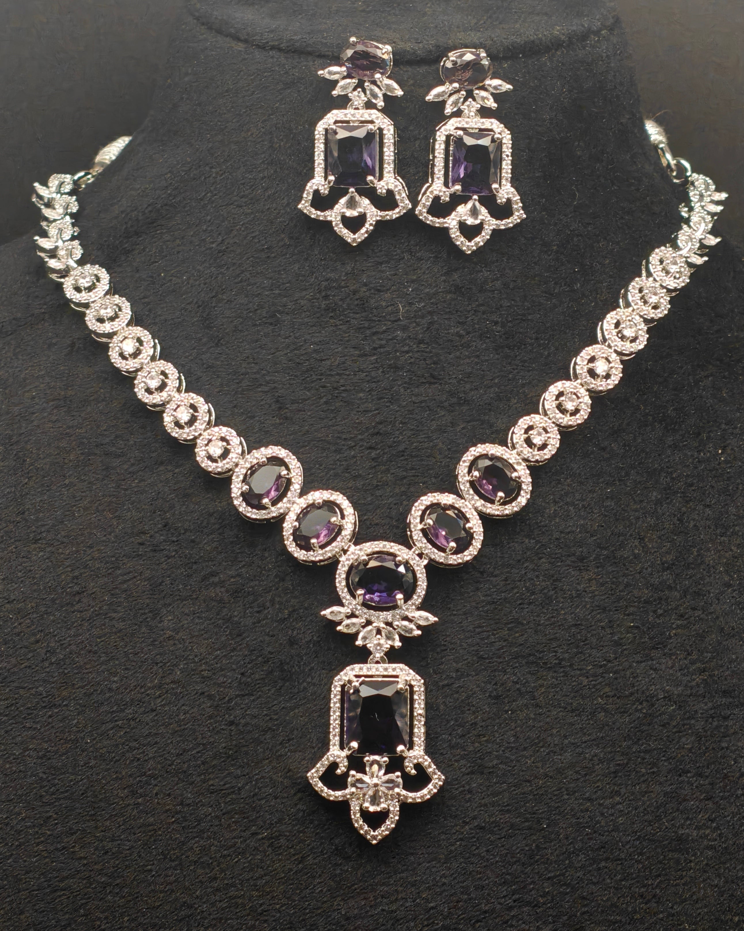 Silver necklace jewellery