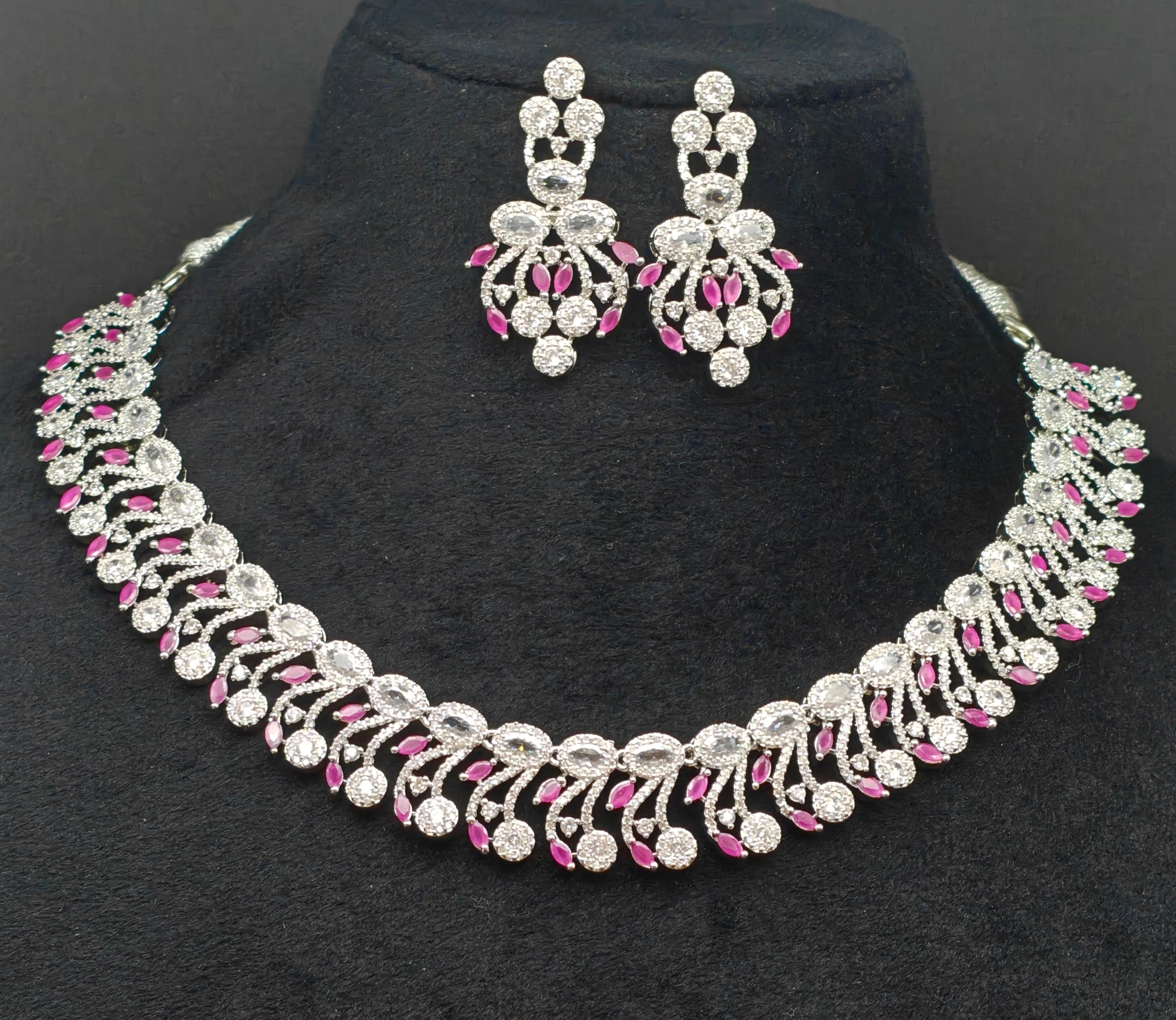 Silver necklace jewellery