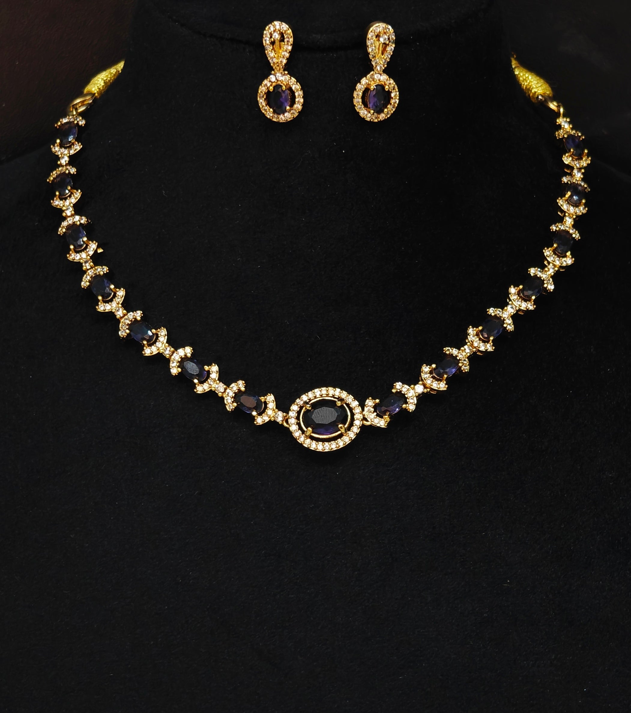 Short Necklace