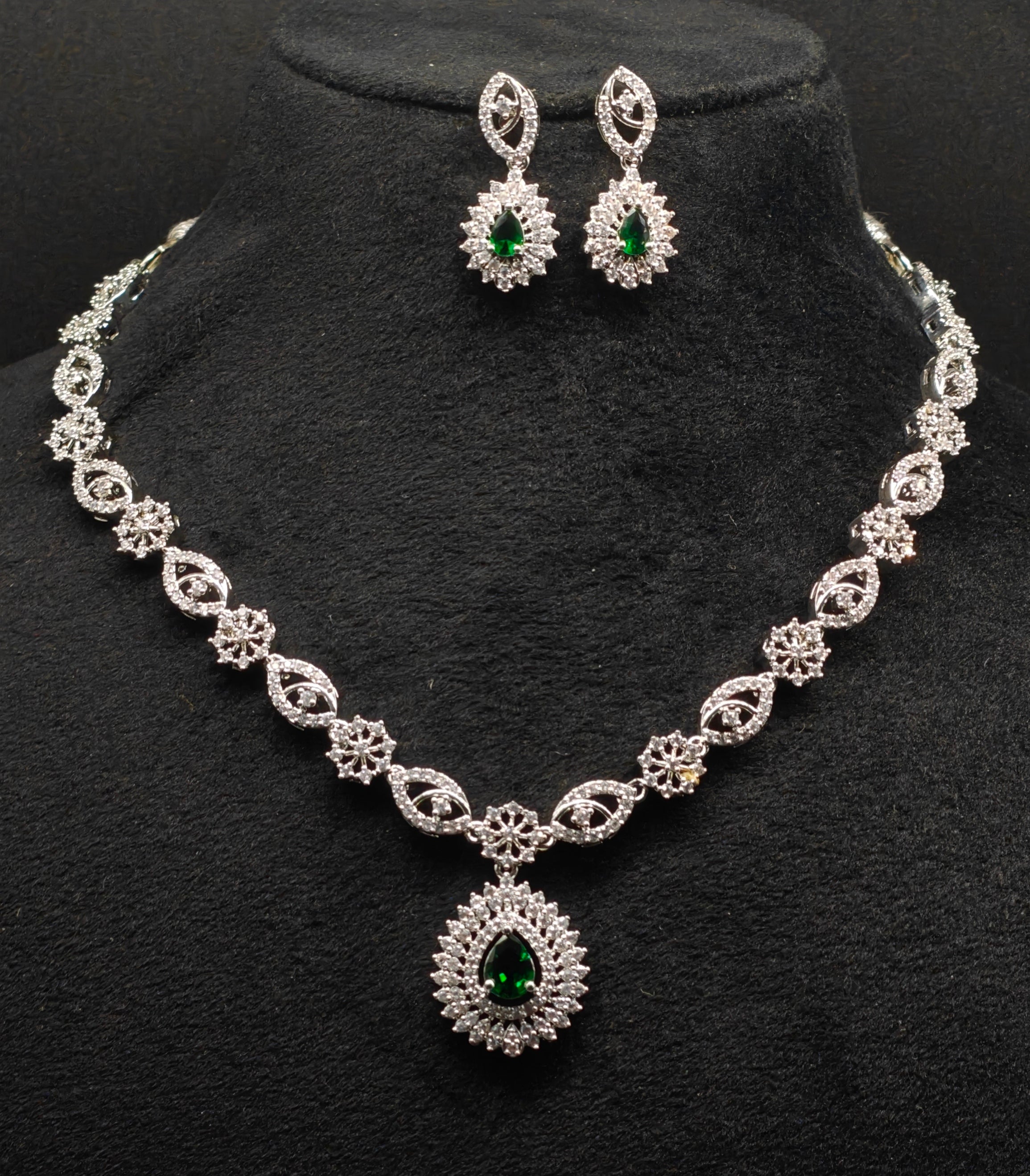 Silver necklace jewellery