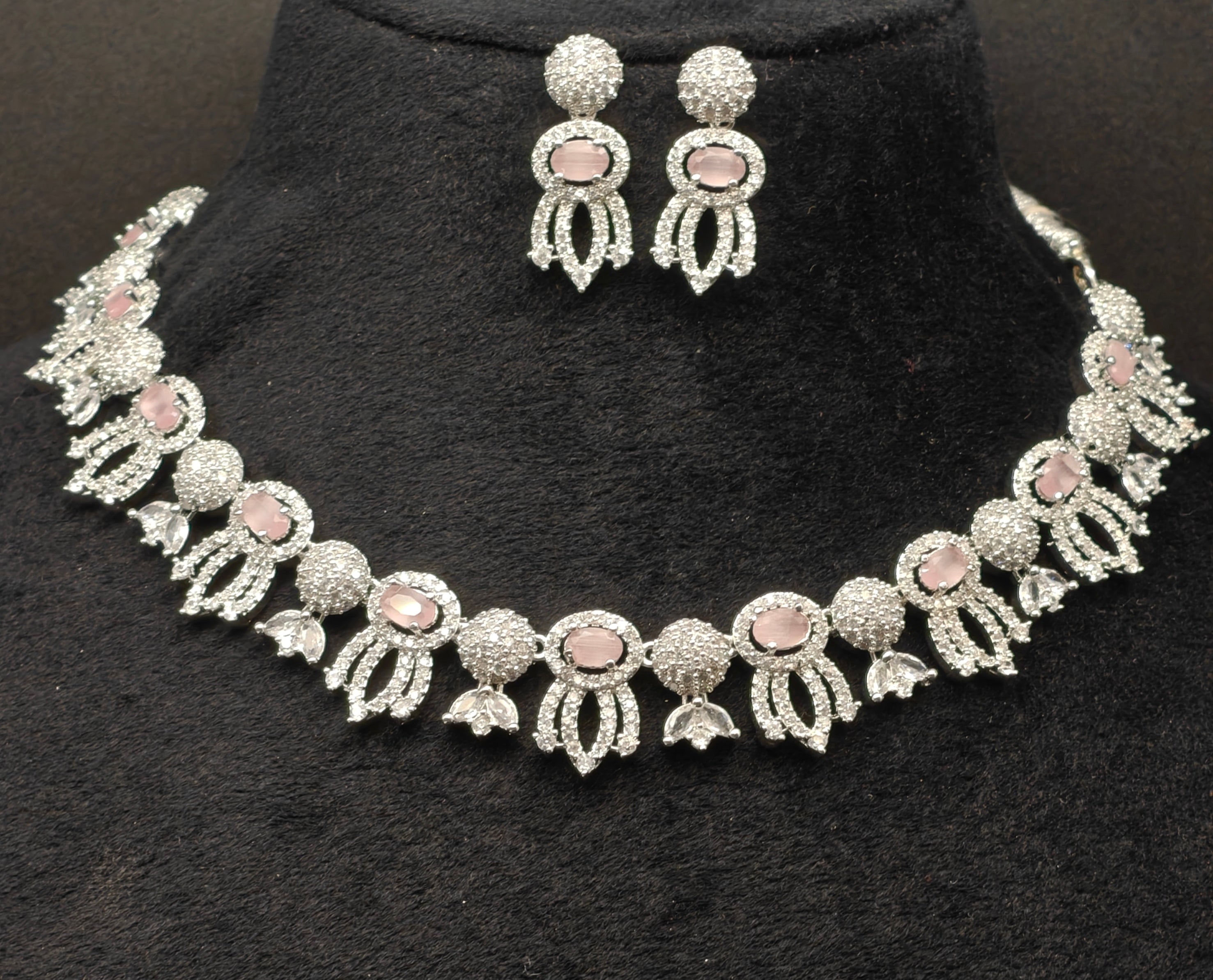 Silver necklace jewellery