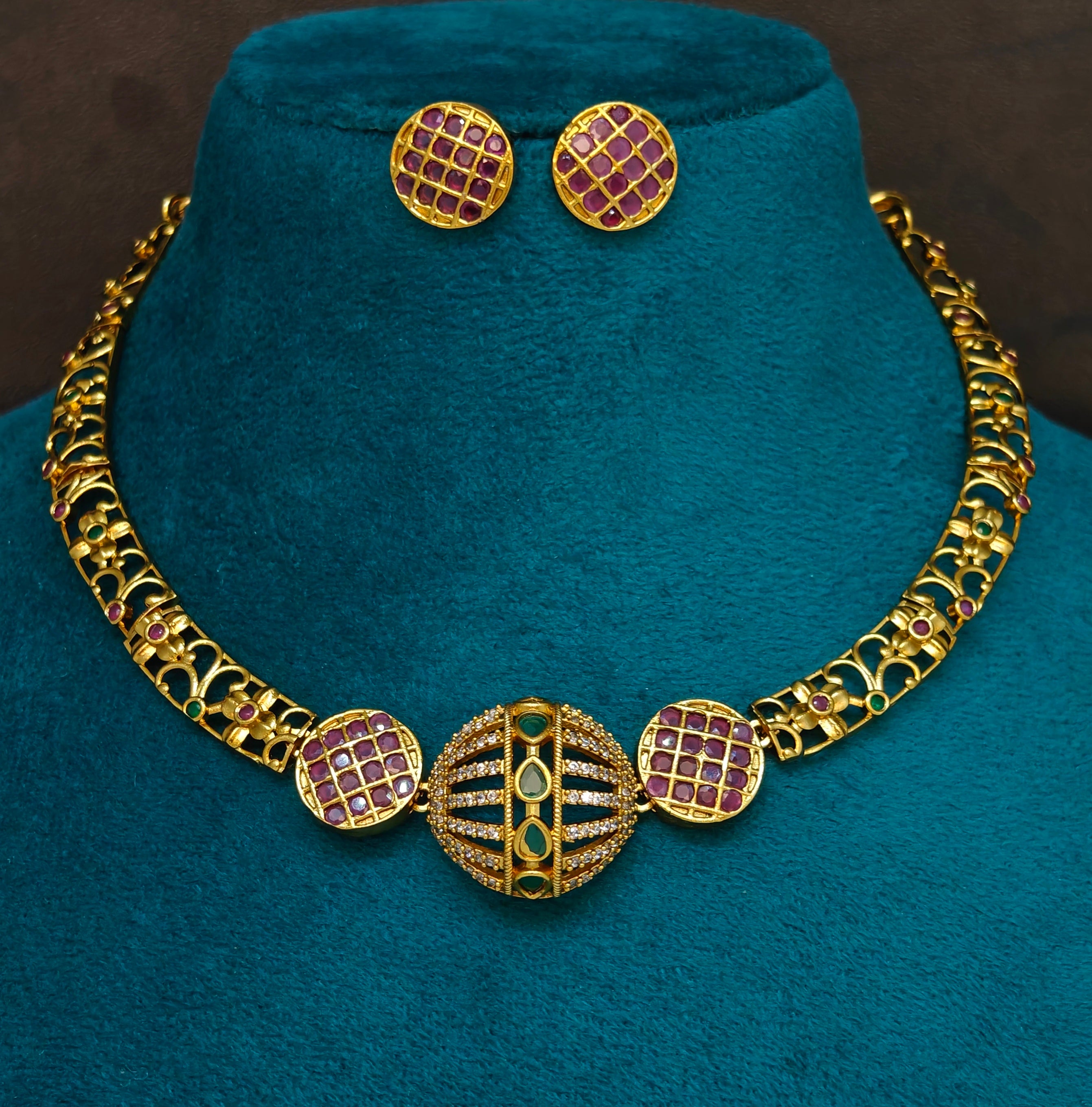 Short Necklace