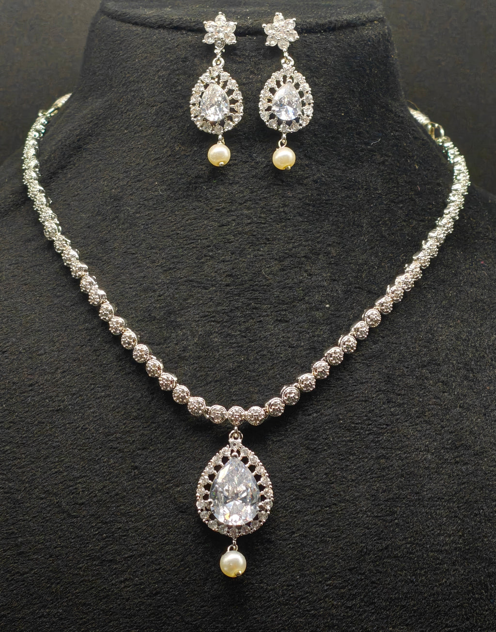 Silver necklace jewellery