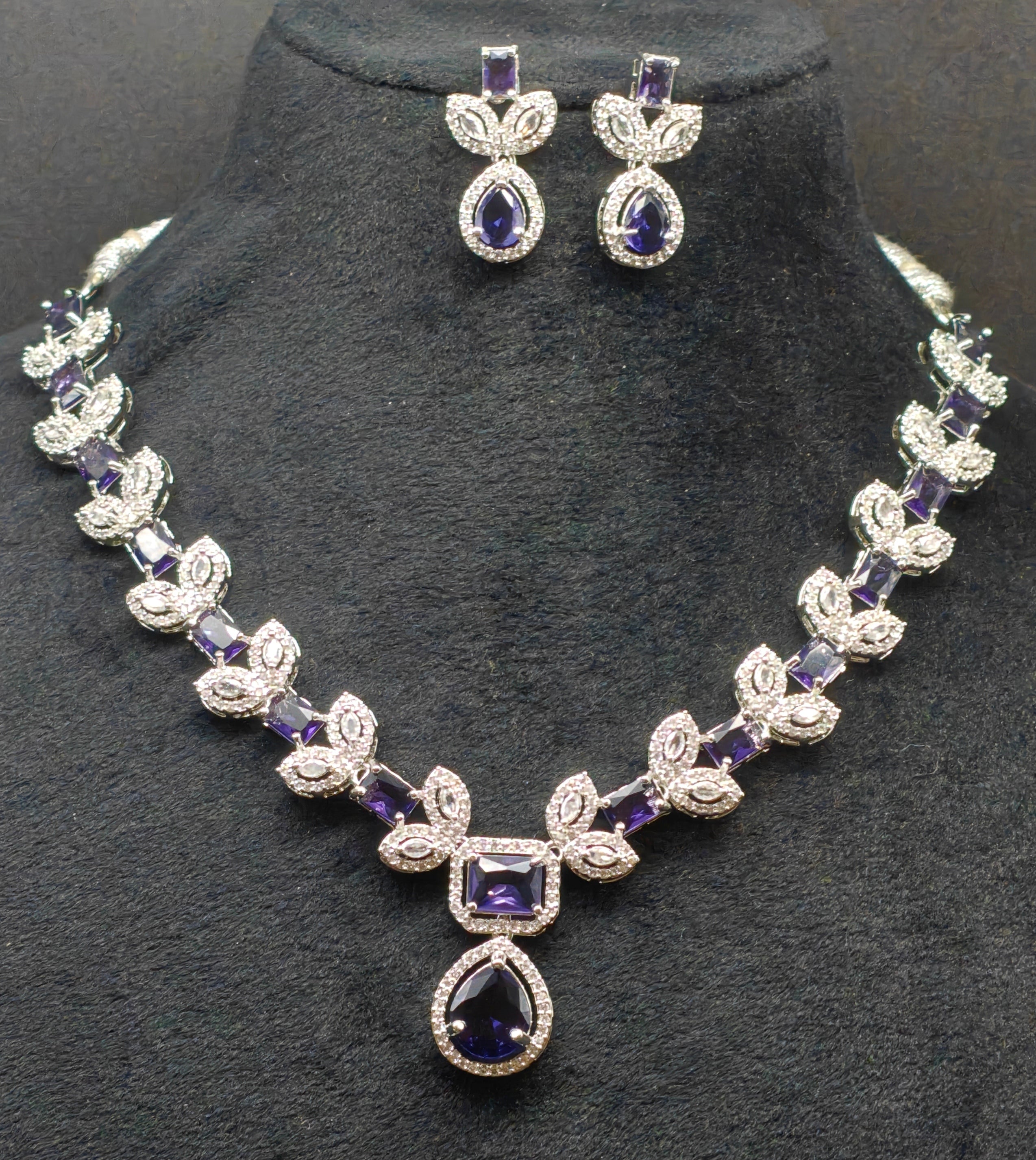 Silver necklace jewellery