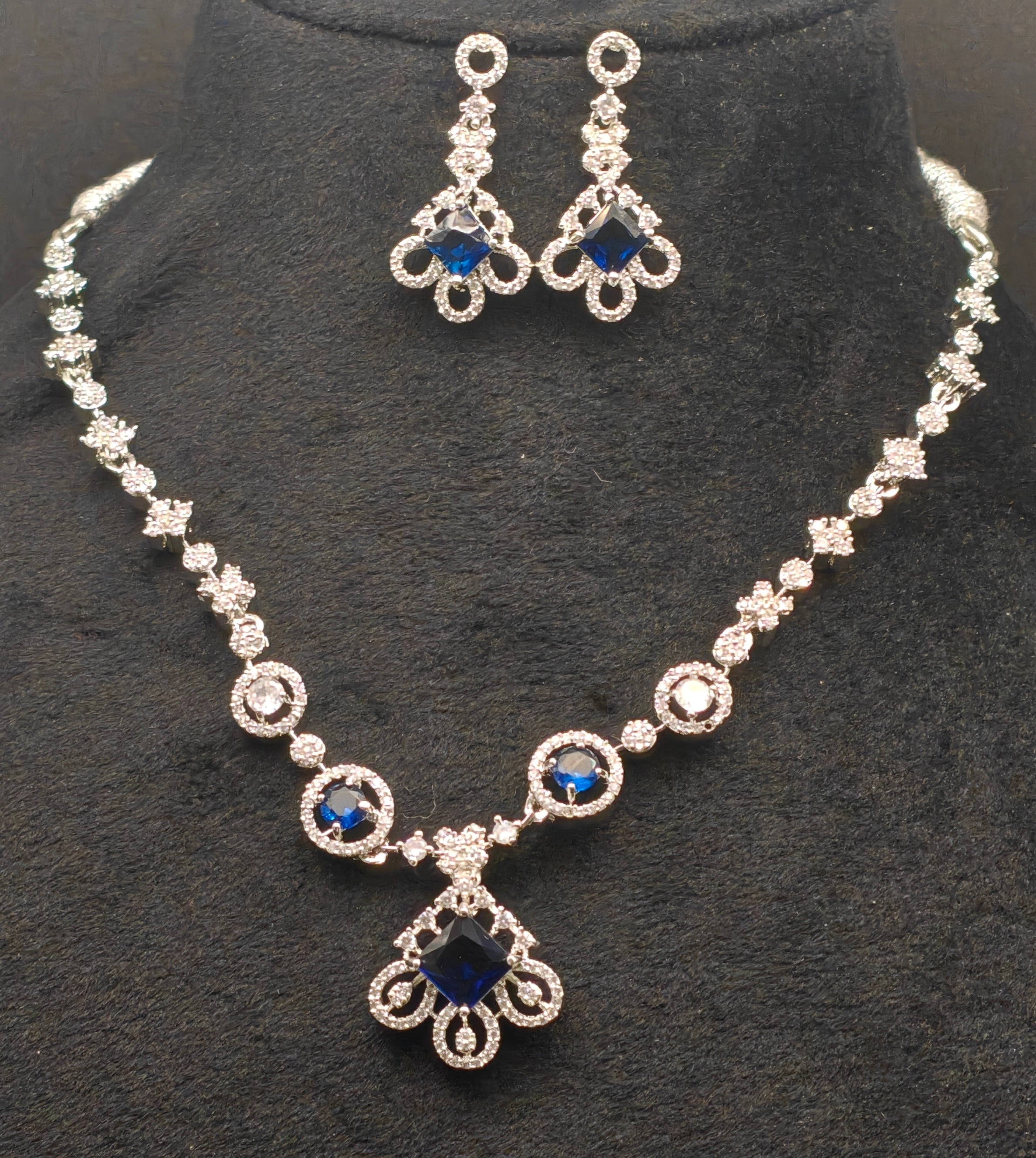 Silver necklace jewellery