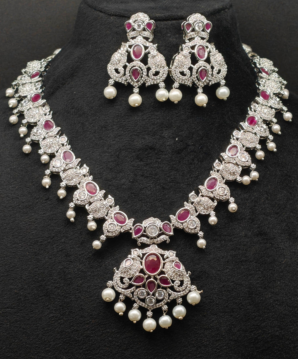 Silver necklace jewellery