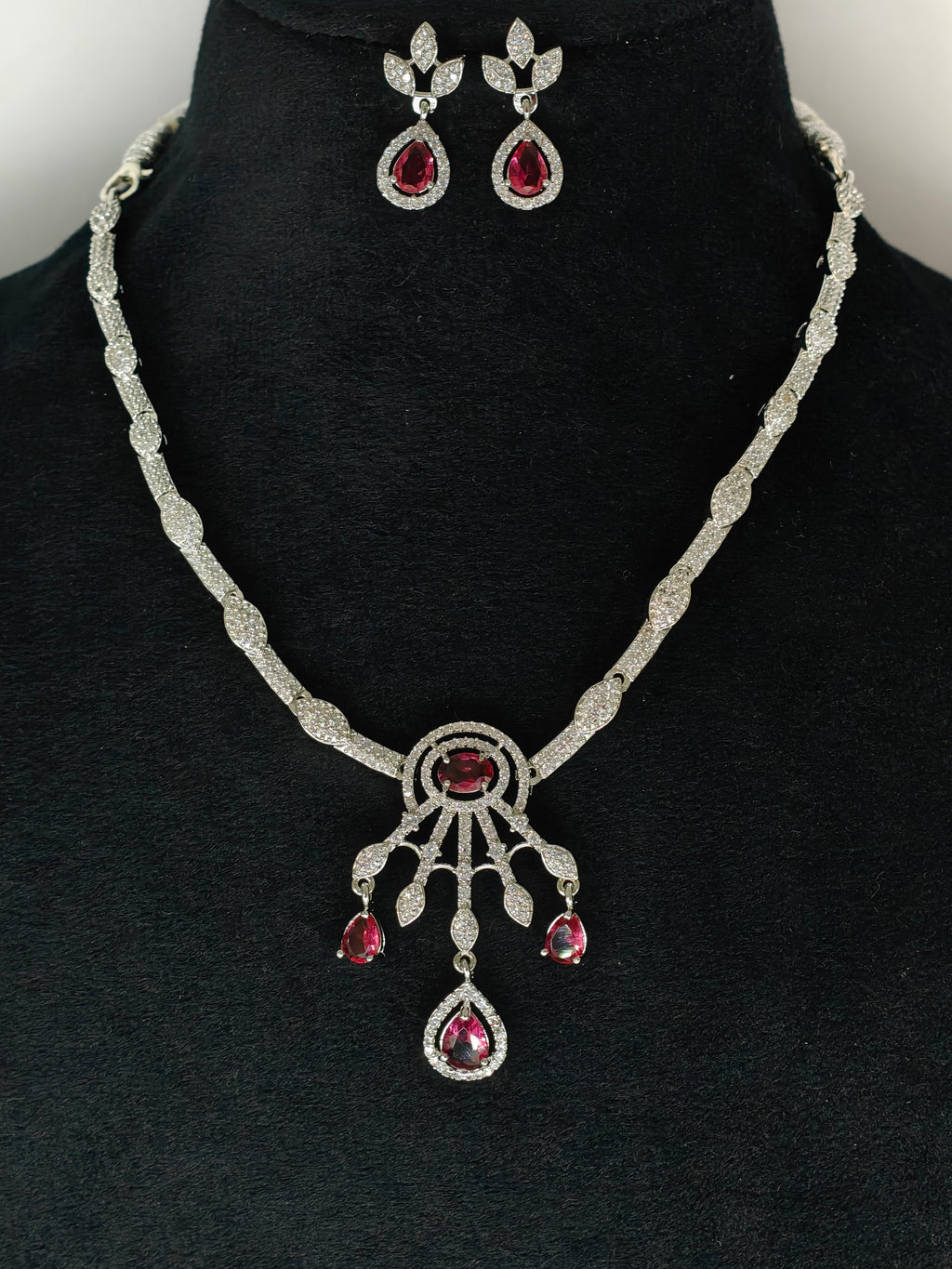 Short Necklace jewellery