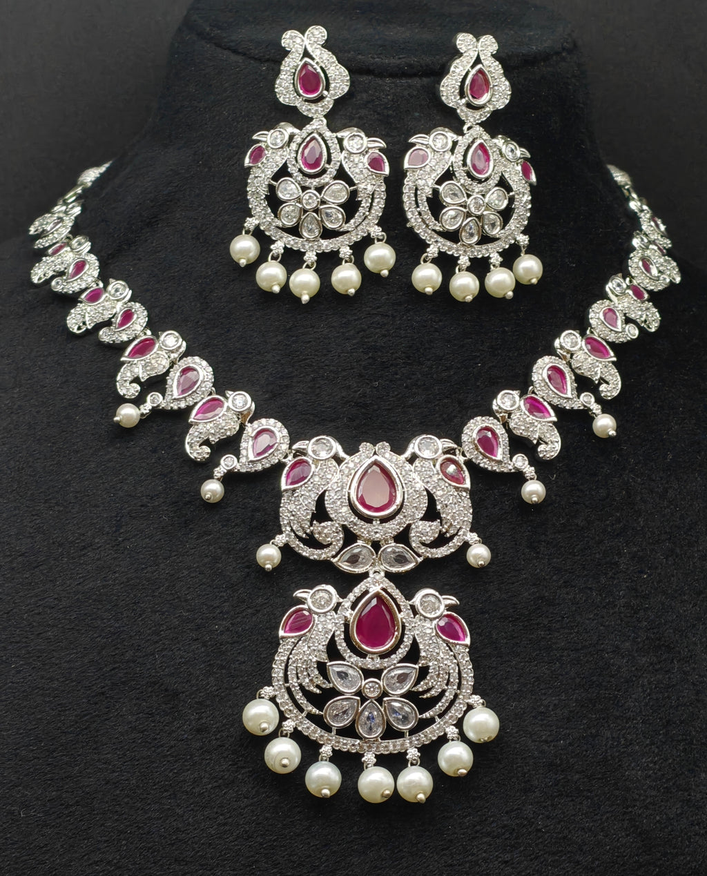 Silver necklace jewellery