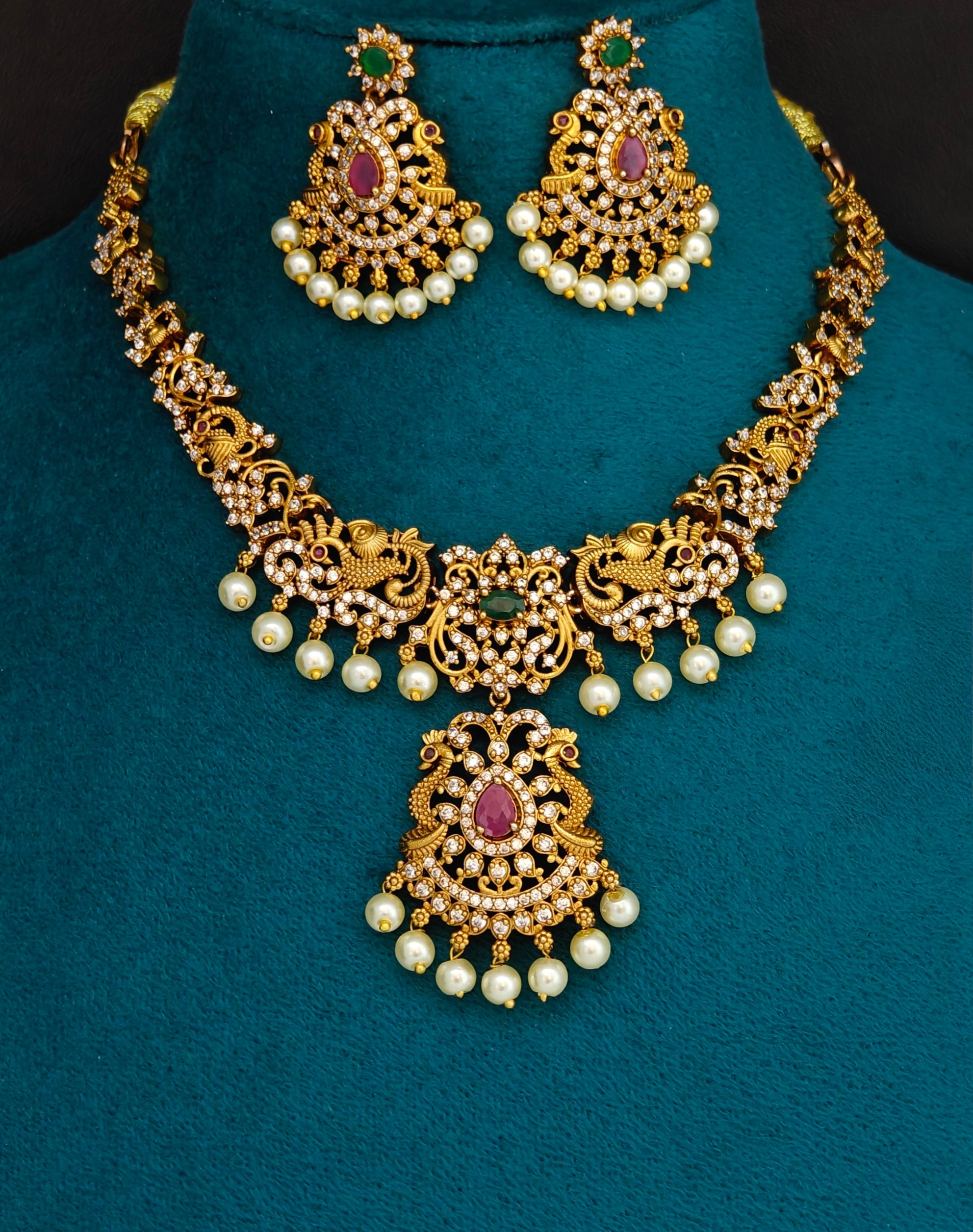 Short Necklace