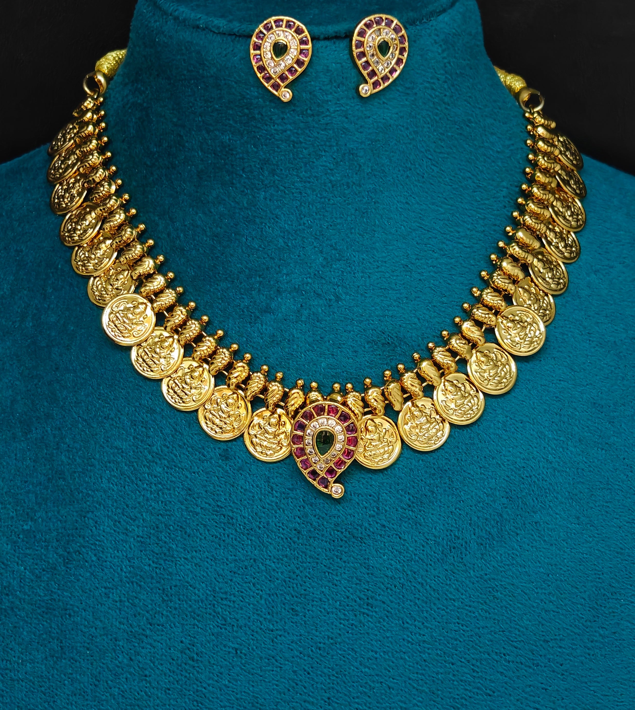 Short Necklace